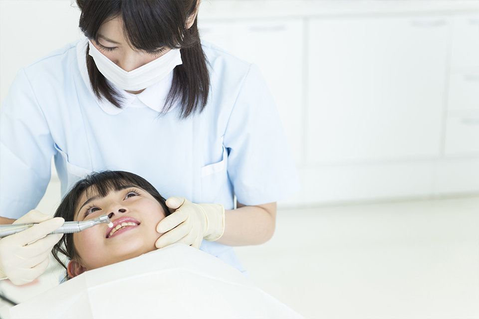 お子様の将来を守る「小児歯科」